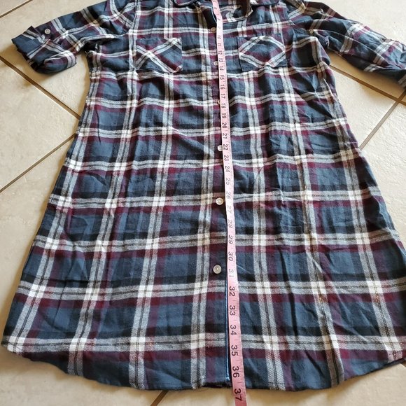 Simply Noelle - Picture 6 of 7